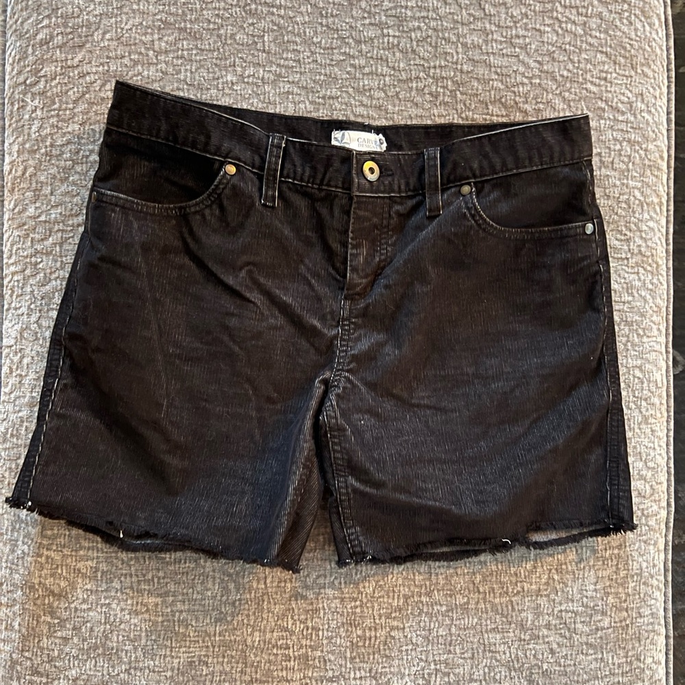 Carve Designs Oahu Shorts in Black